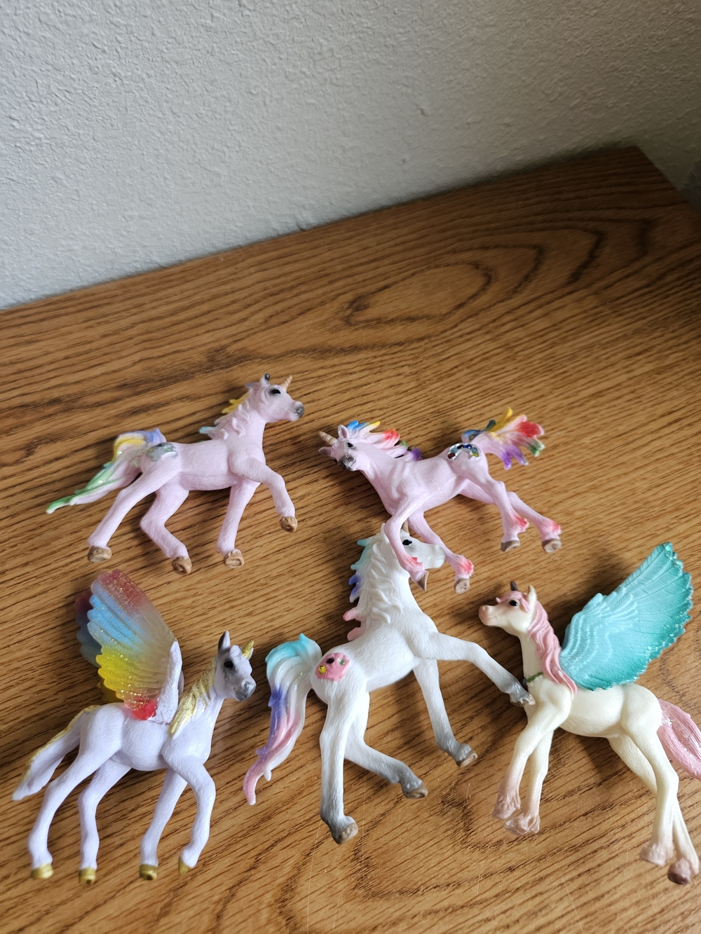 Unicorn Lot Pegasus 3-4 Inch Tall Pink White Blue Rainbow 5 Ponies
